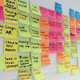 Using strategy and research for UX / UI design UX - UI strategy and research